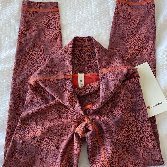 Wunder Train Lululemon HR Tight 25” - Picture 4 of 4